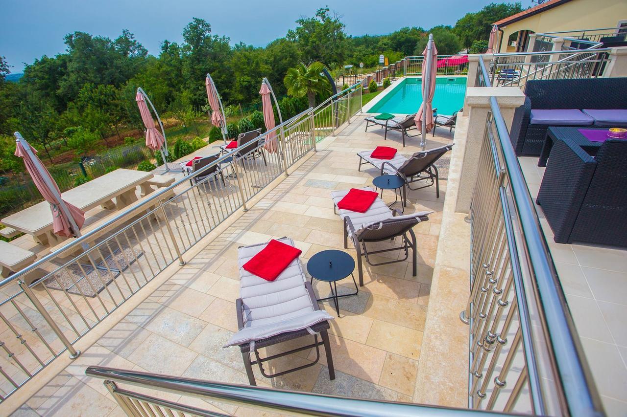 Villa Sunce Kaštelir Exterior foto
